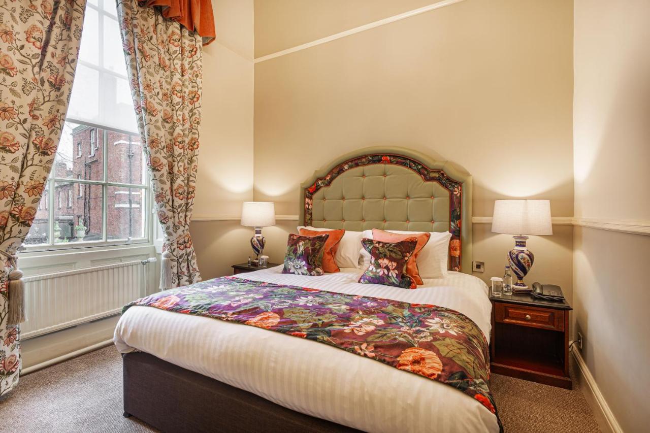 The Wynnstay Hotel, Oswestry, Shropshire Εξωτερικό φωτογραφία