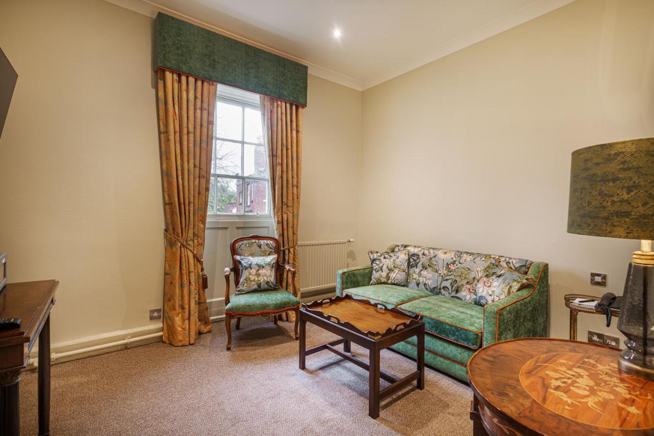 The Wynnstay Hotel, Oswestry, Shropshire Εξωτερικό φωτογραφία