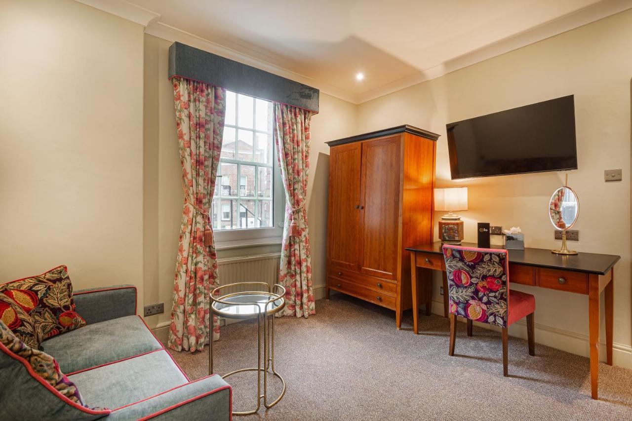 The Wynnstay Hotel, Oswestry, Shropshire Εξωτερικό φωτογραφία