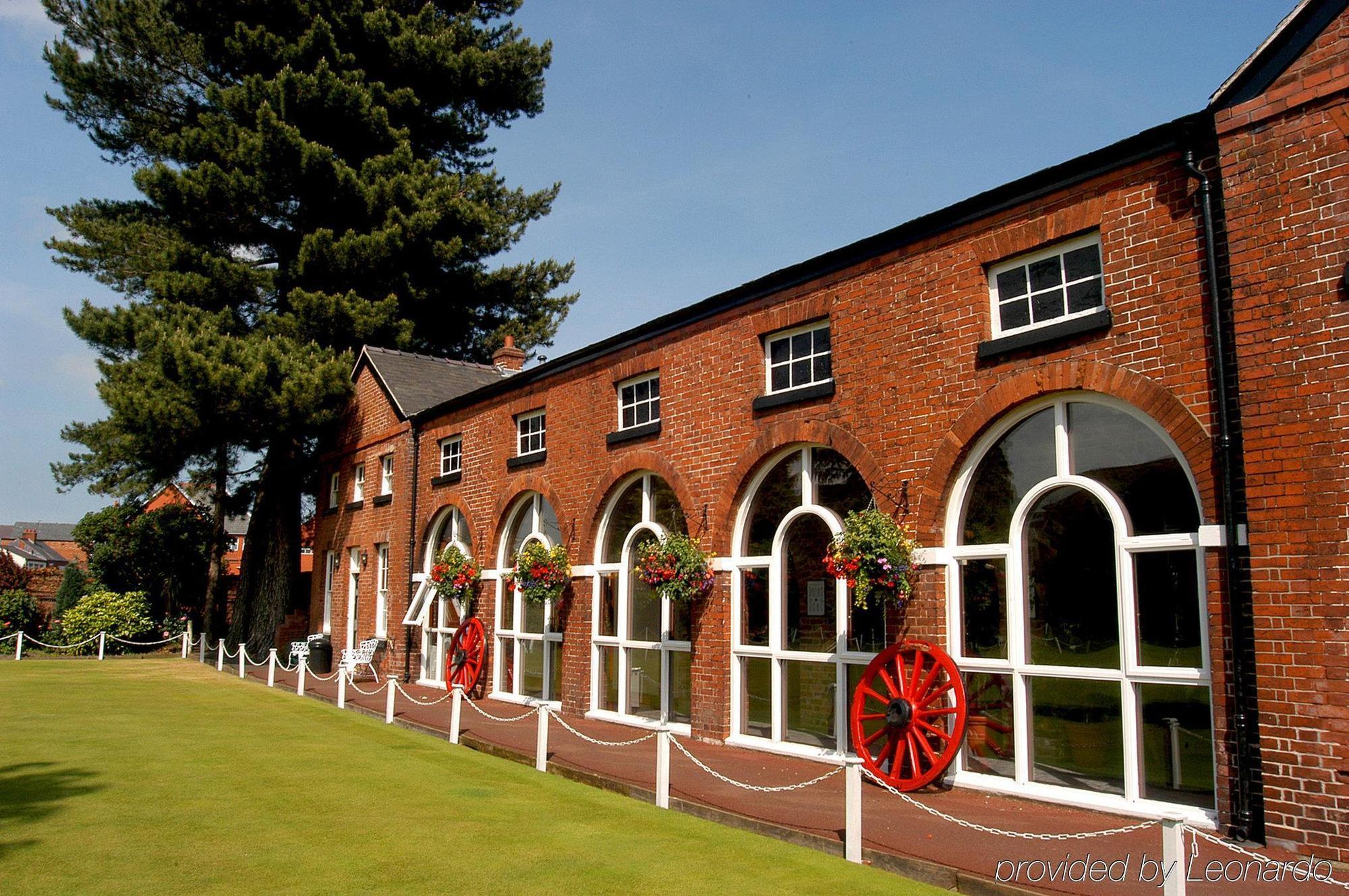 The Wynnstay Hotel, Oswestry, Shropshire Εξωτερικό φωτογραφία