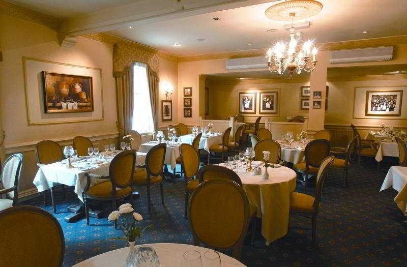 The Wynnstay Hotel, Oswestry, Shropshire Εξωτερικό φωτογραφία